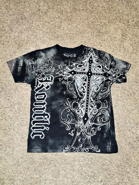Konflic Graphic T-Shirt Black Cross Design